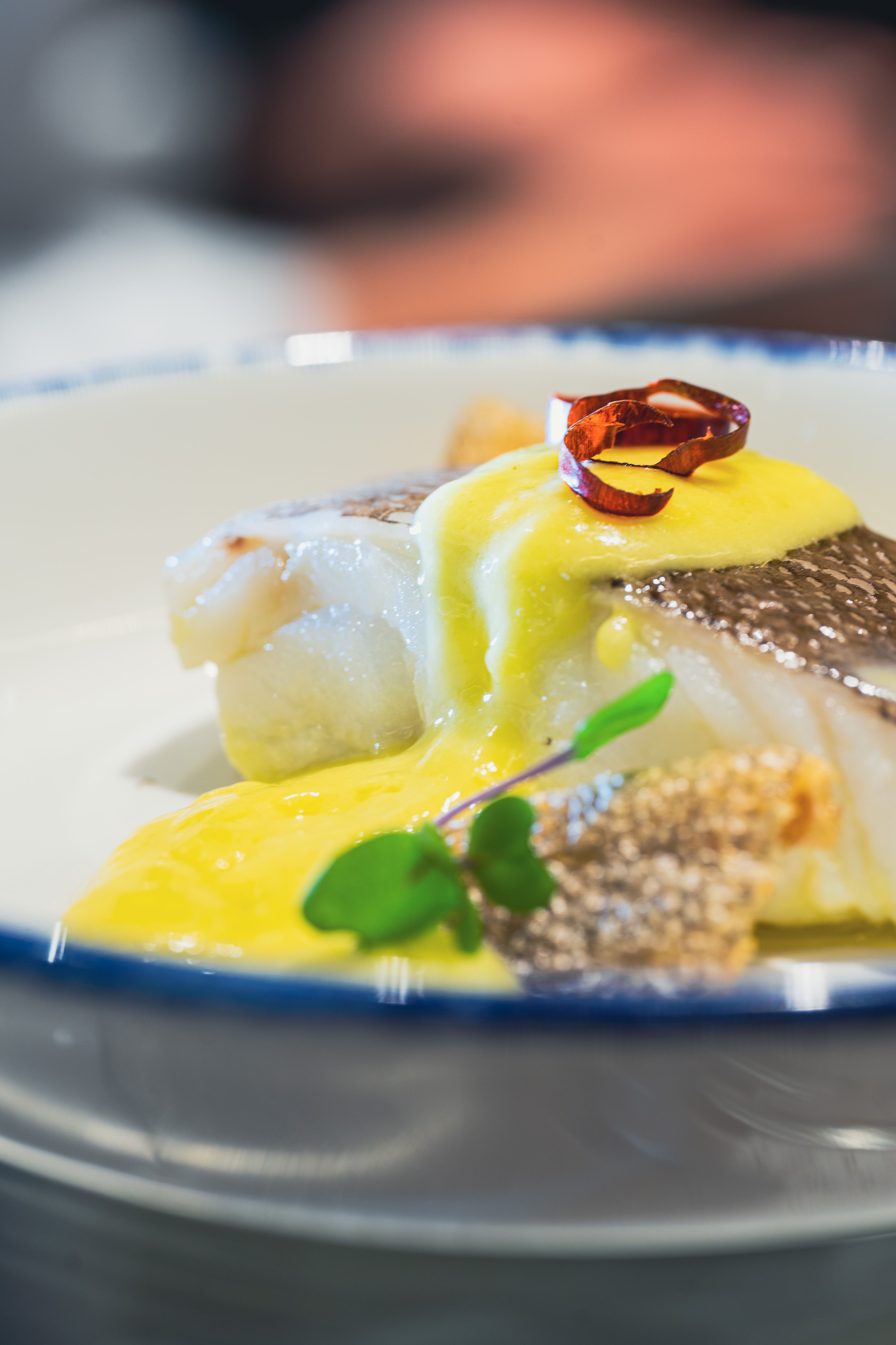 Cod fillets with a creamy saffron sauce